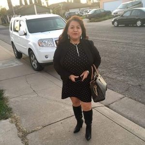 Meet your Posher, Mireya